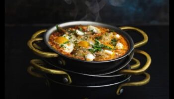 نكهات الشرق: الكشف عن فن الطهي الآسيوي