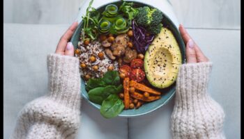 الطبيعة المغذية: انغمس في المأكولات النباتية الصحية