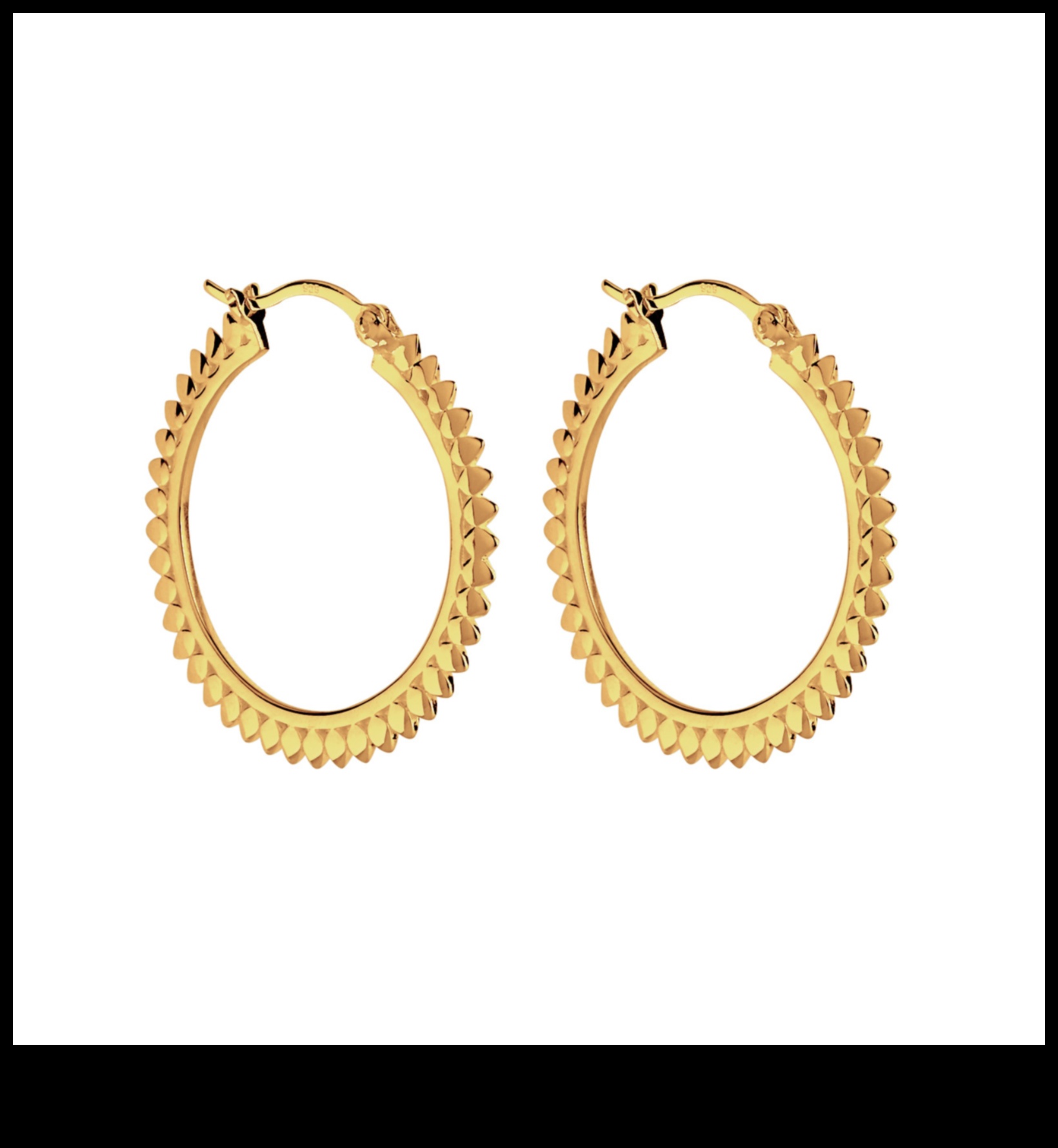 الرومانسية المشعة: عبّر عن الحب من خلال مجموعة الأقراط الرومانسية الخاصة بنا